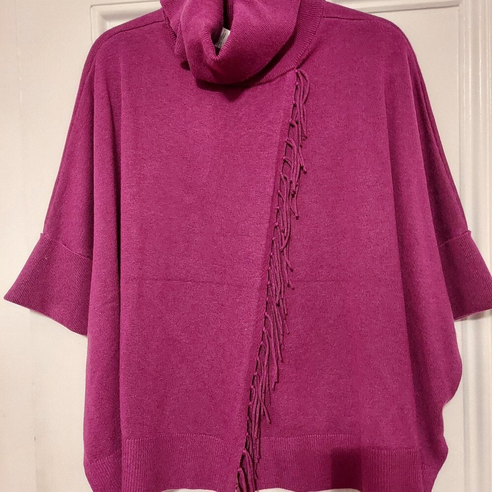 NWT Chico's Cowl Neck 3/4 Sleeve Fringed Poncho Sweater in Berry Pink size S/M